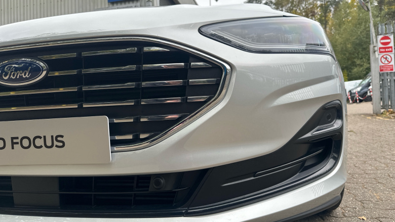 Ford Focus 1.0 EcoBoost Hybrid mHEV 155 Titanium X 5dr Auto Petrol Estate